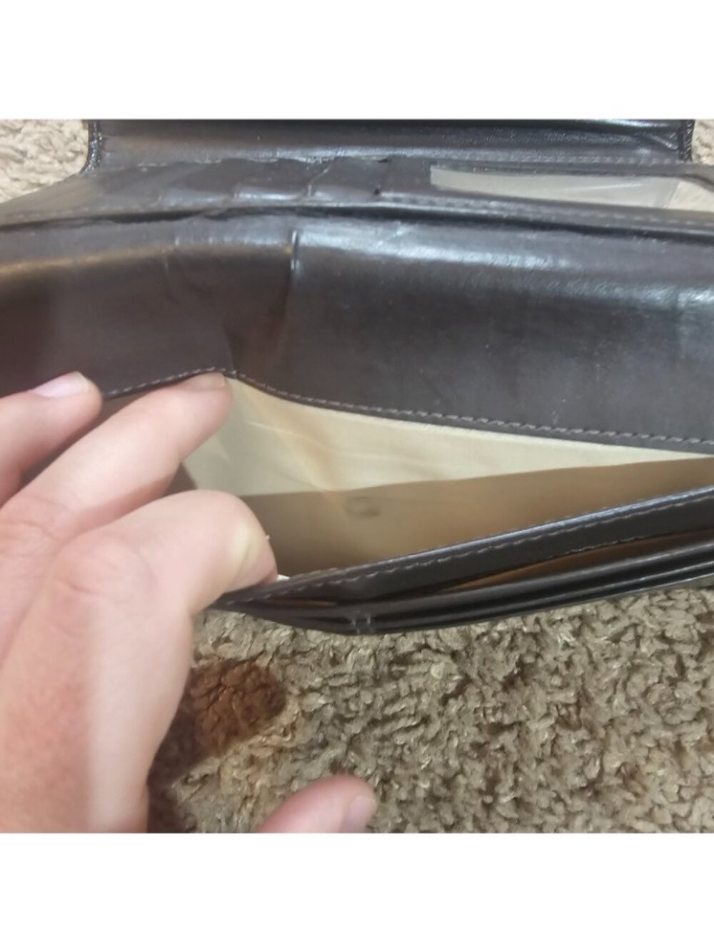 Coach Patent Leather Wallet Tri Fold Clutch Checkbook Holder Long Logo GUC - Picture 4 of 7